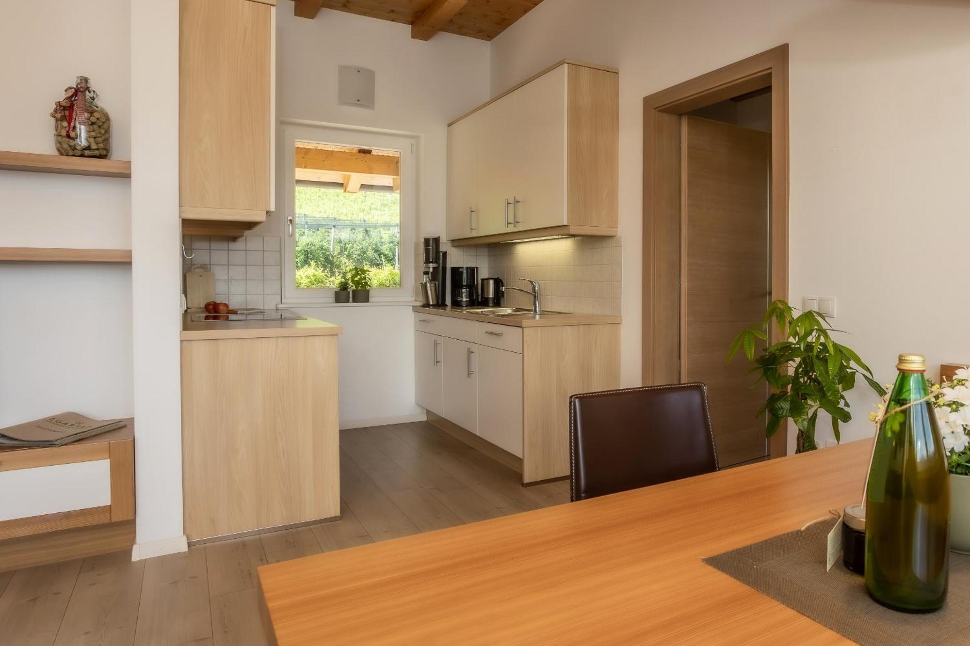 Egarter Apartment Appiano Sulla Strada Del Vino Luaran gambar