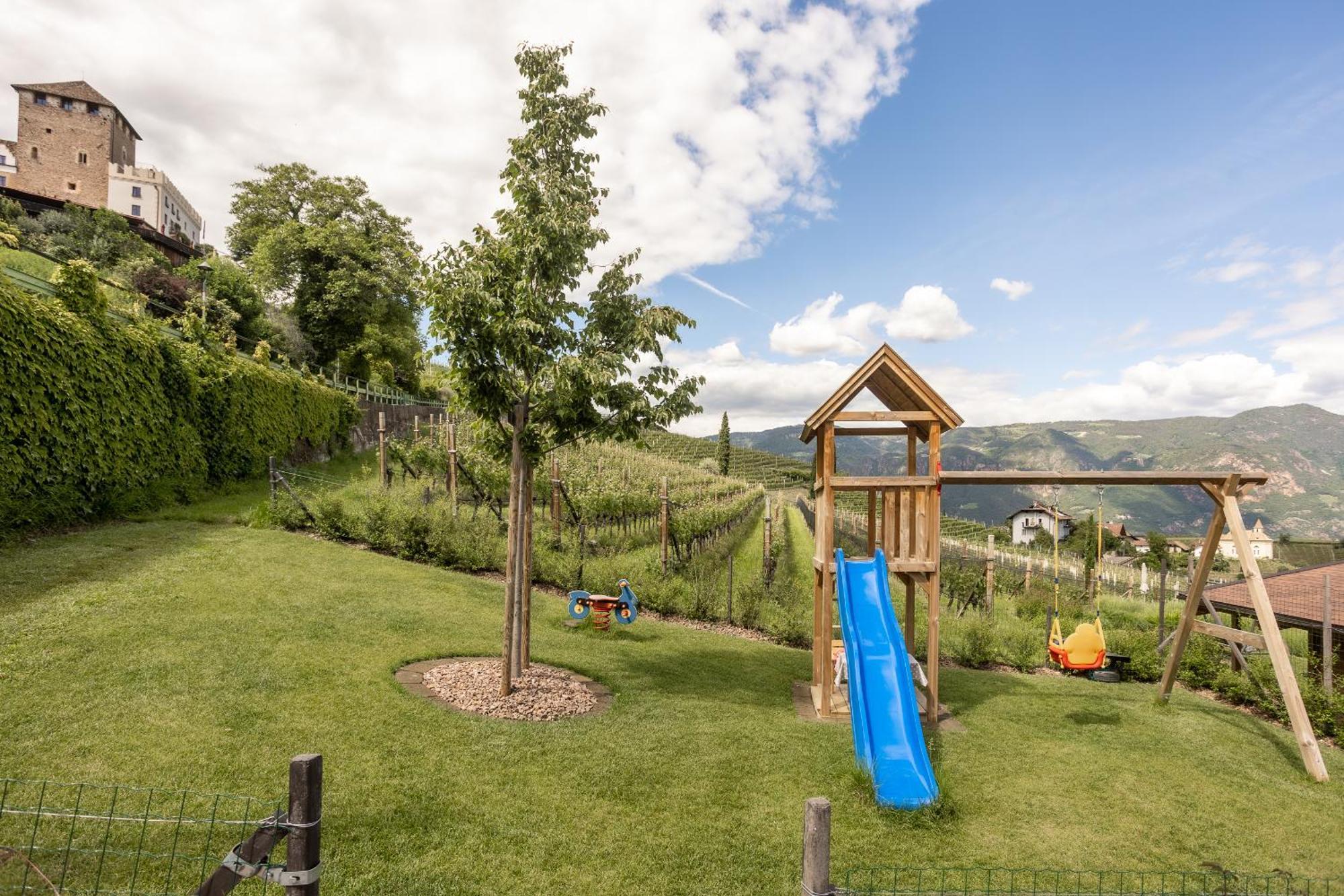 Egarter Apartment Appiano Sulla Strada Del Vino Luaran gambar